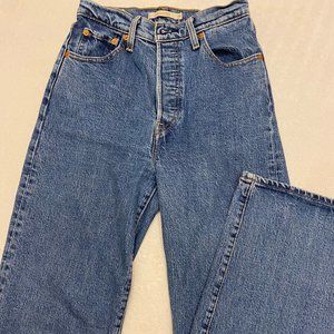 LEVIS RIBCAGE STRAIGHT SIZE 26